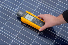 Load image into Gallery viewer, Medidor de irradiancia solar Fluke IRR1